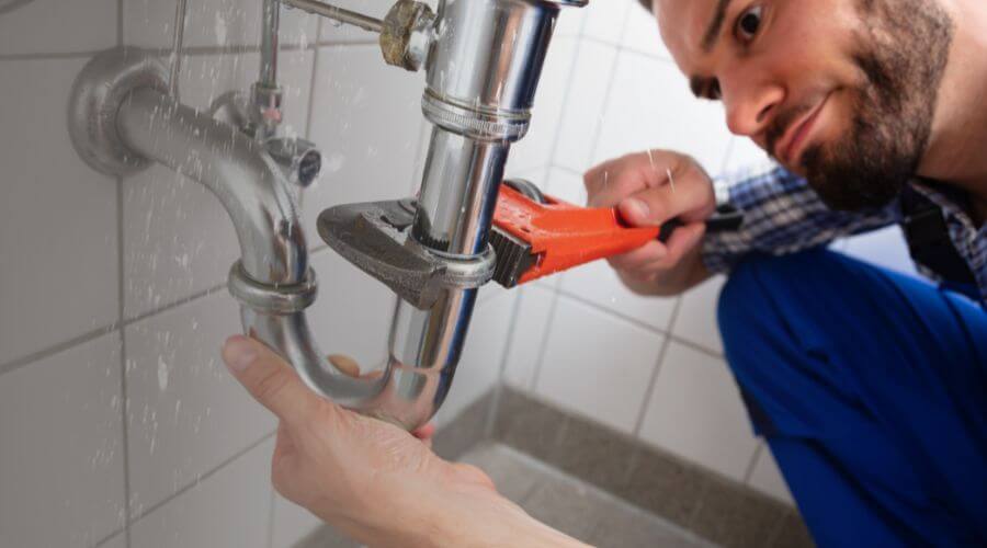 Professional emergency plumbing in Idamay, WV